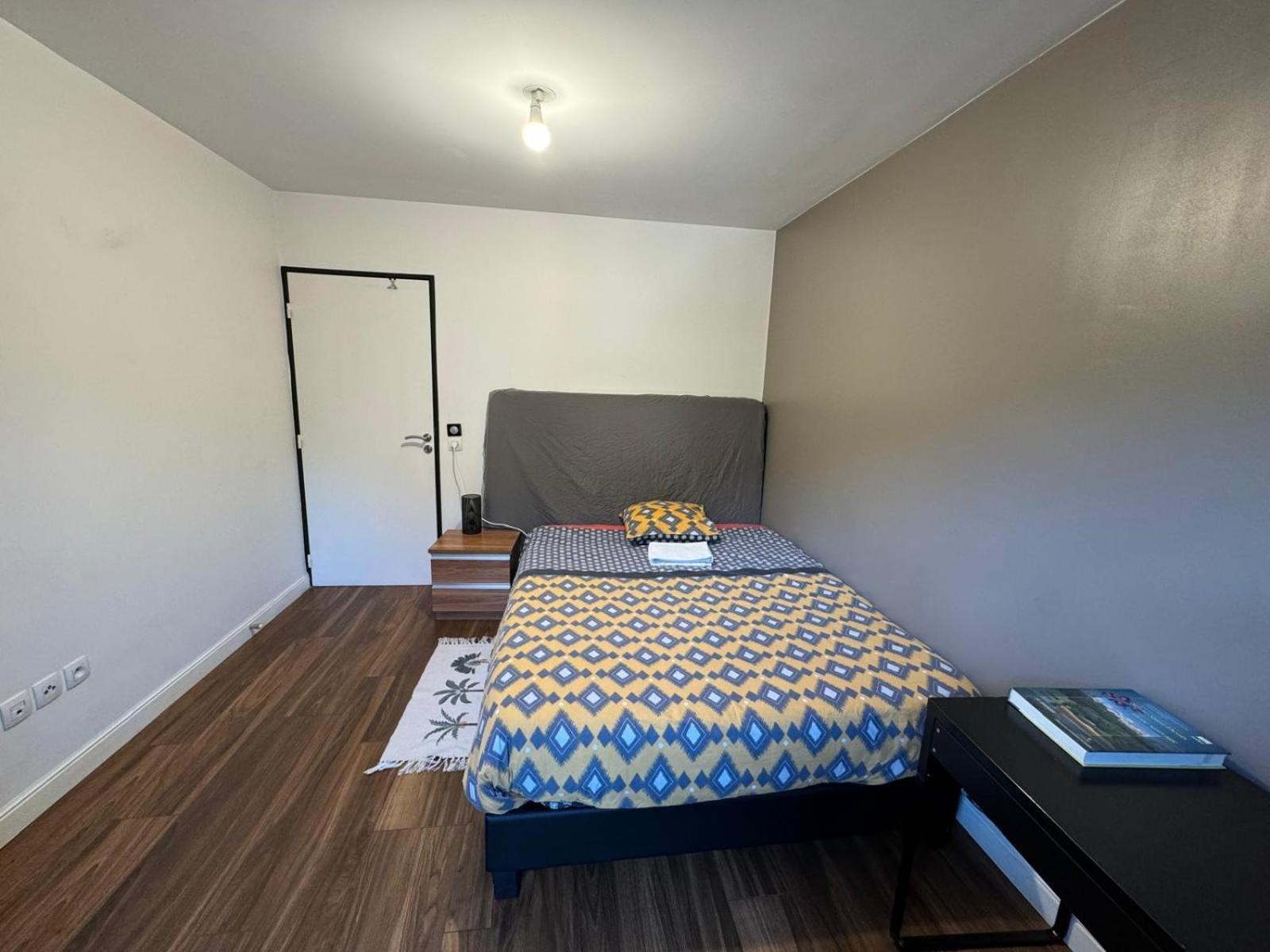 Stade De France Chambre D'Hote By Reservati Home Сен Дени Екстериор снимка